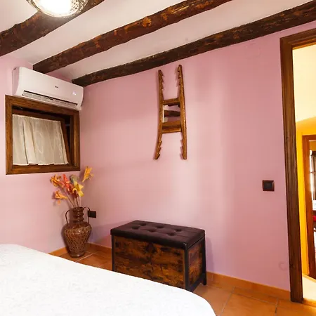 Les Roquetes Holiday home